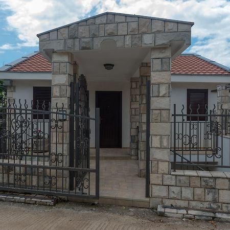 Villa Julia Petrovac Exterior photo